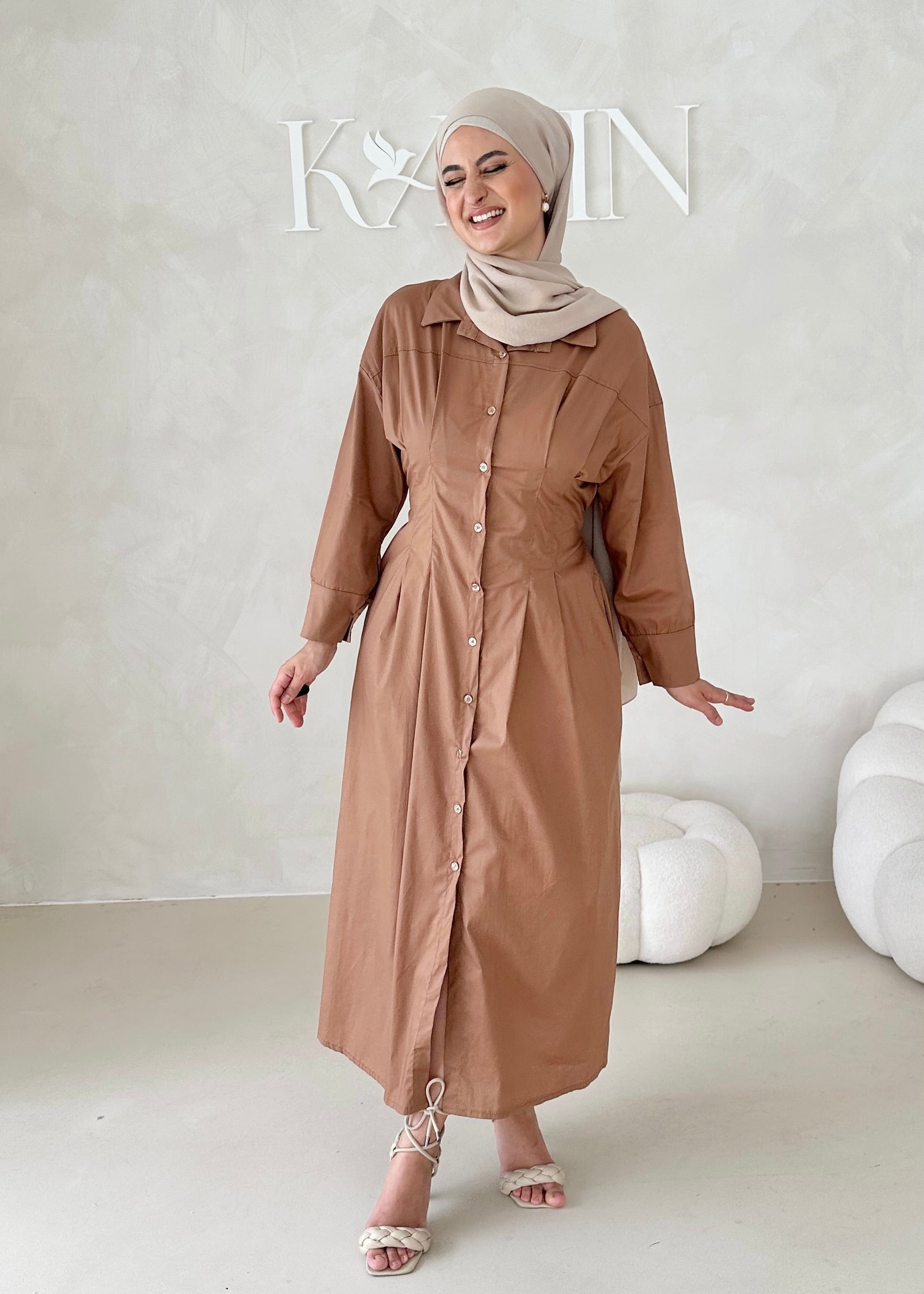 Kamari avec une taille définie