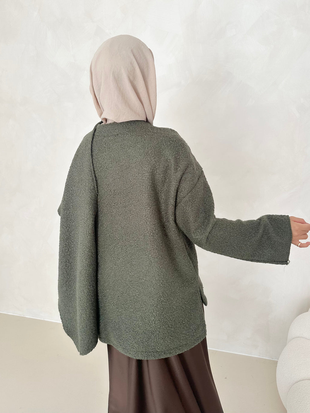 Manteau Teddy avec écharpe intégrée