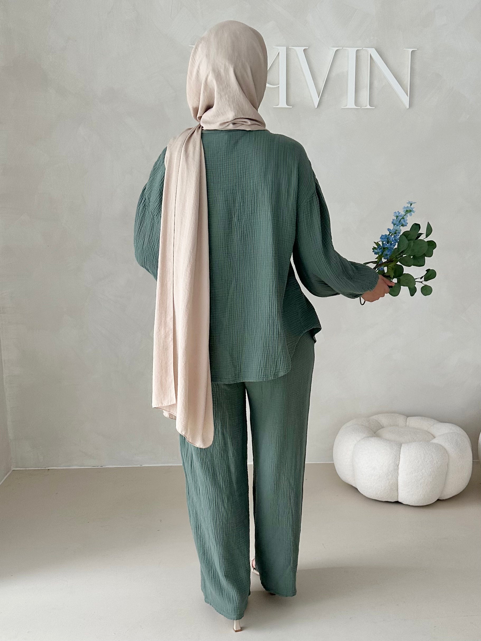 Costume deux pièces en mousseline À LACETS