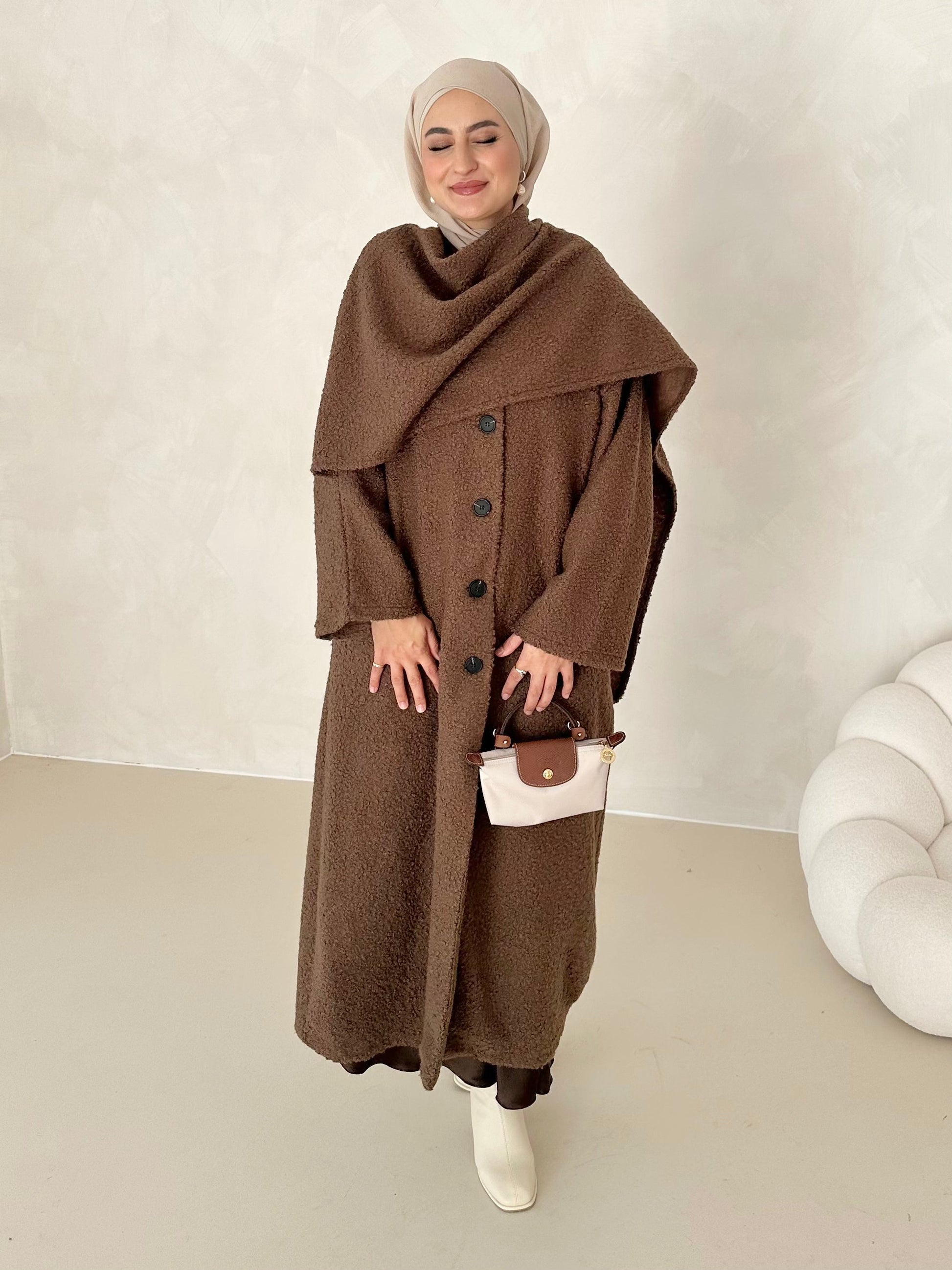 Manteau teddy long avec écharpe intégrée