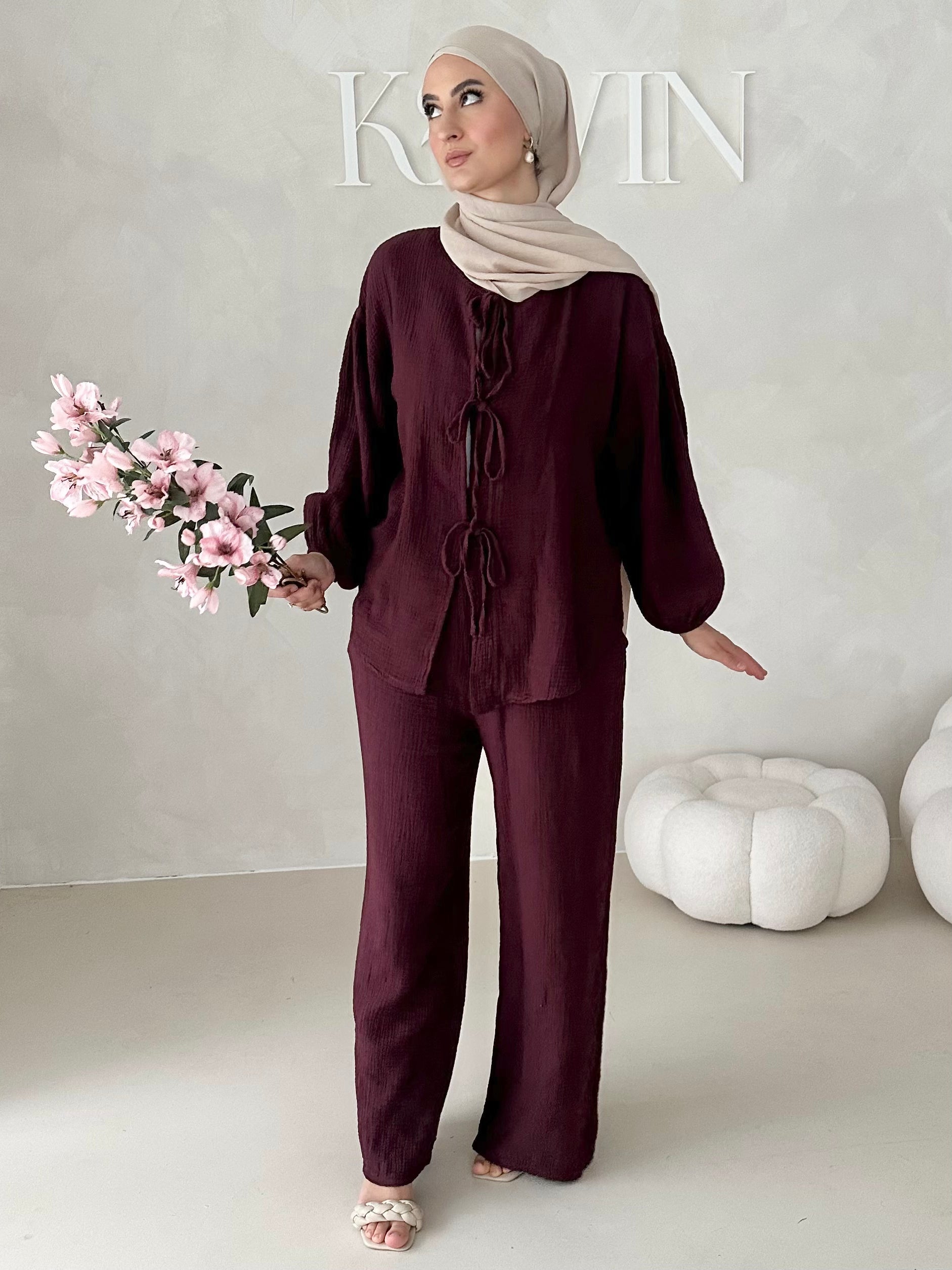 Costume deux pièces en mousseline À LACETS