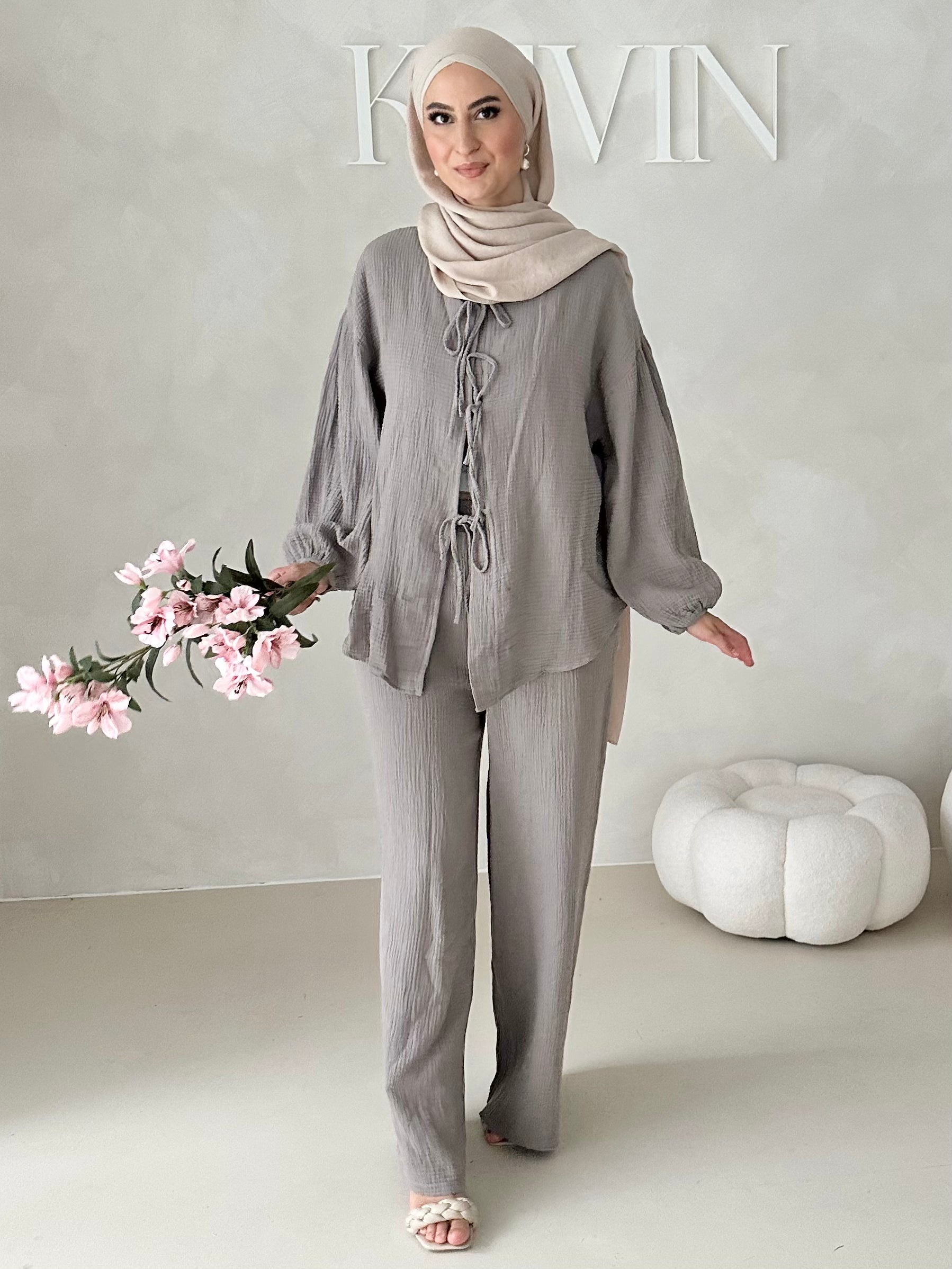 Costume deux pièces en mousseline À LACETS