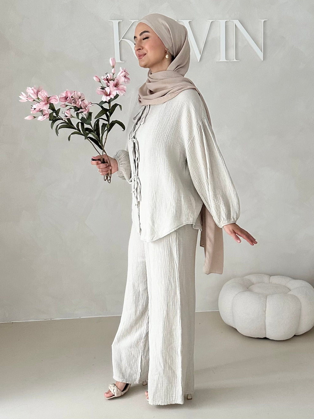 Costume deux pièces en mousseline À LACETS