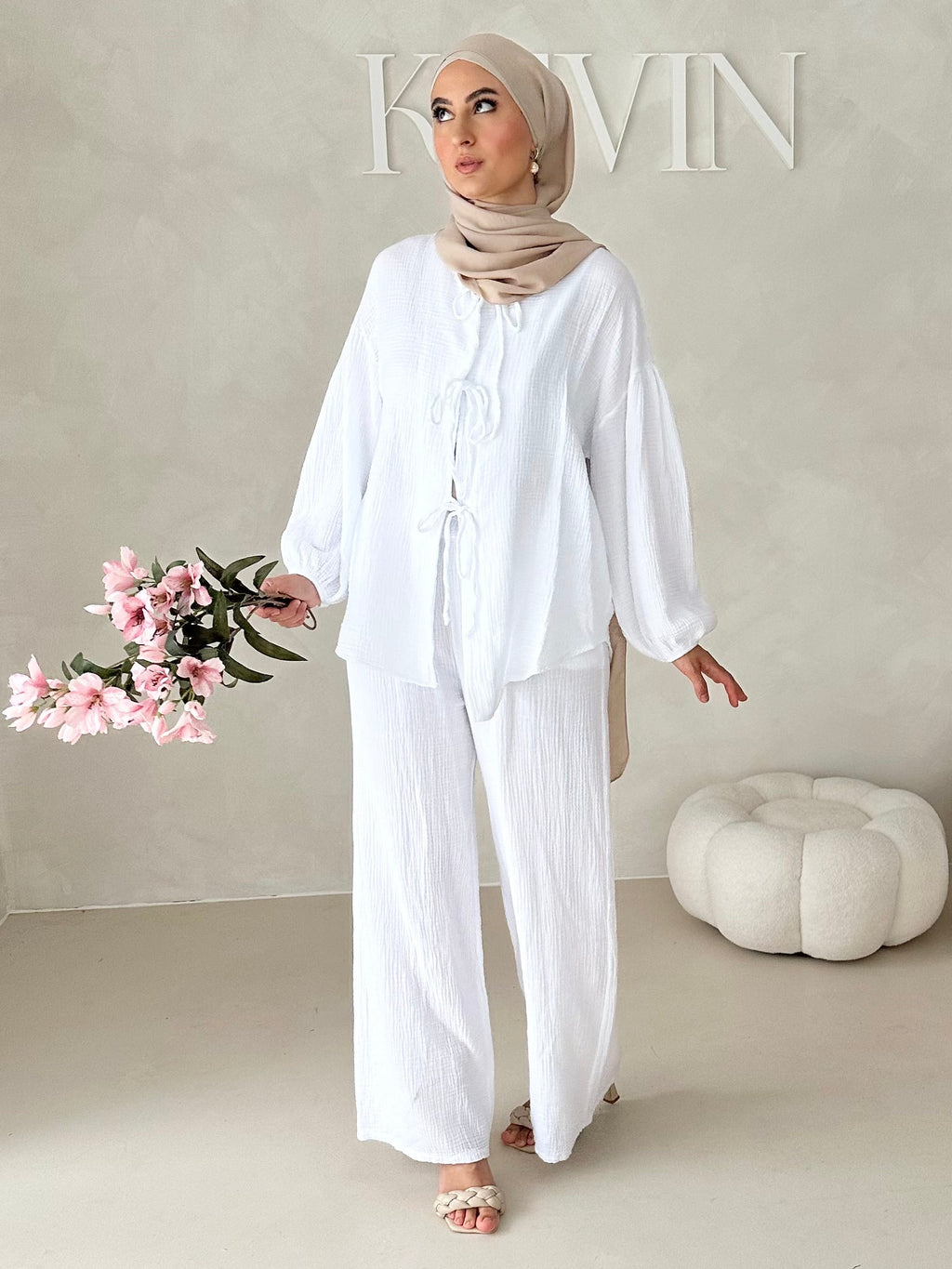 Costume deux pièces en mousseline À LACETS