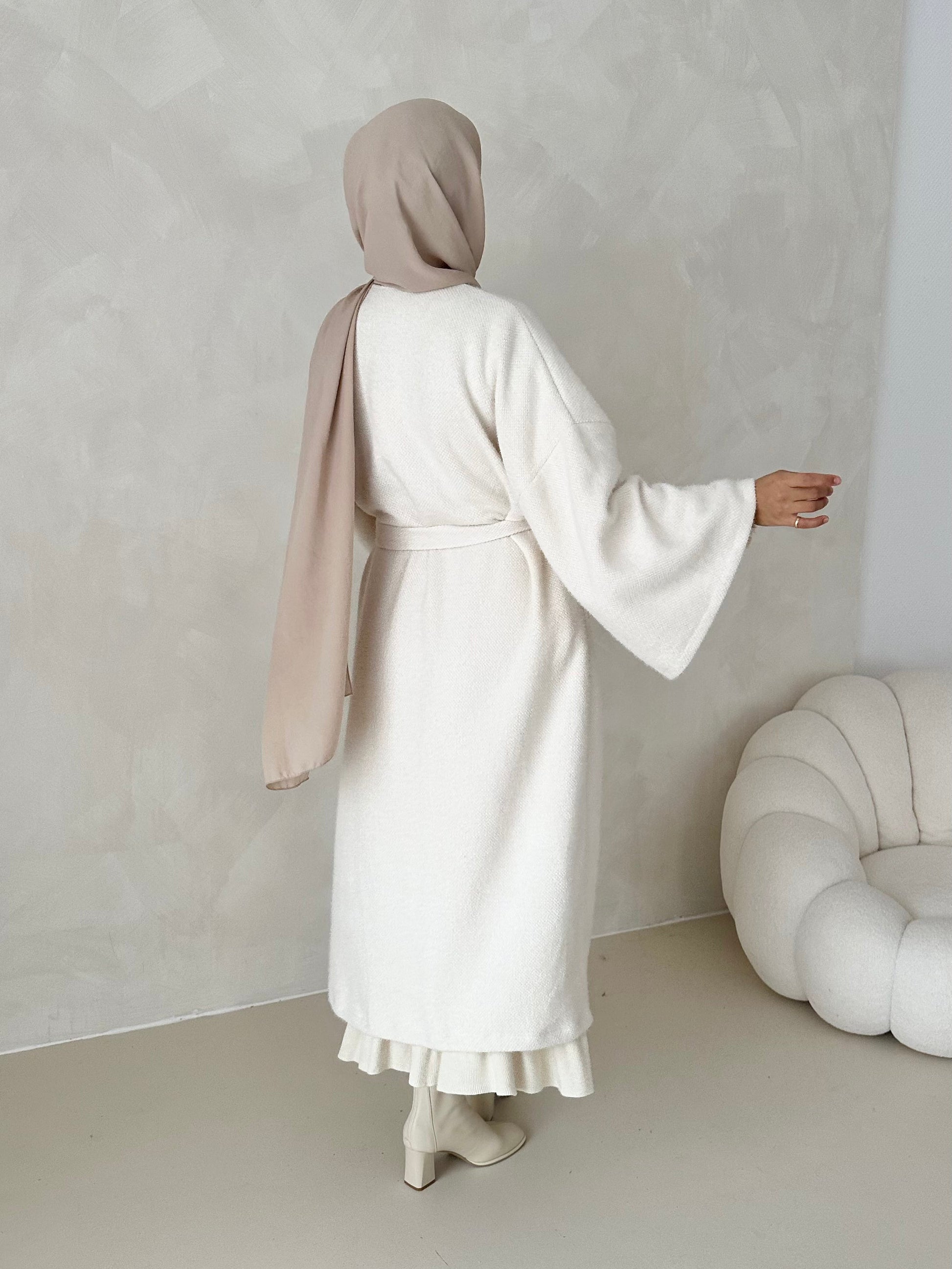 Manteau douillet avec ceinture