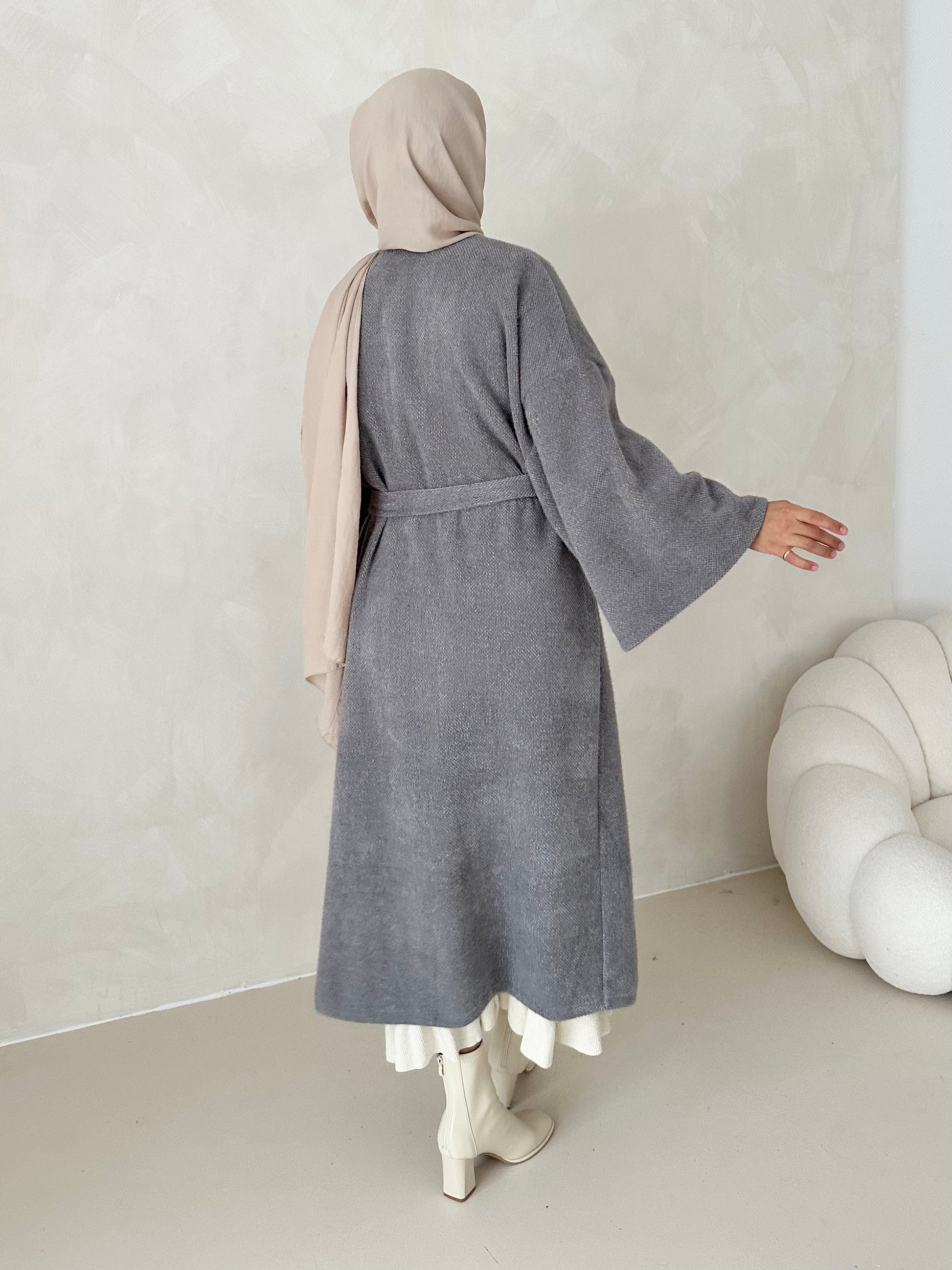 Manteau douillet avec ceinture