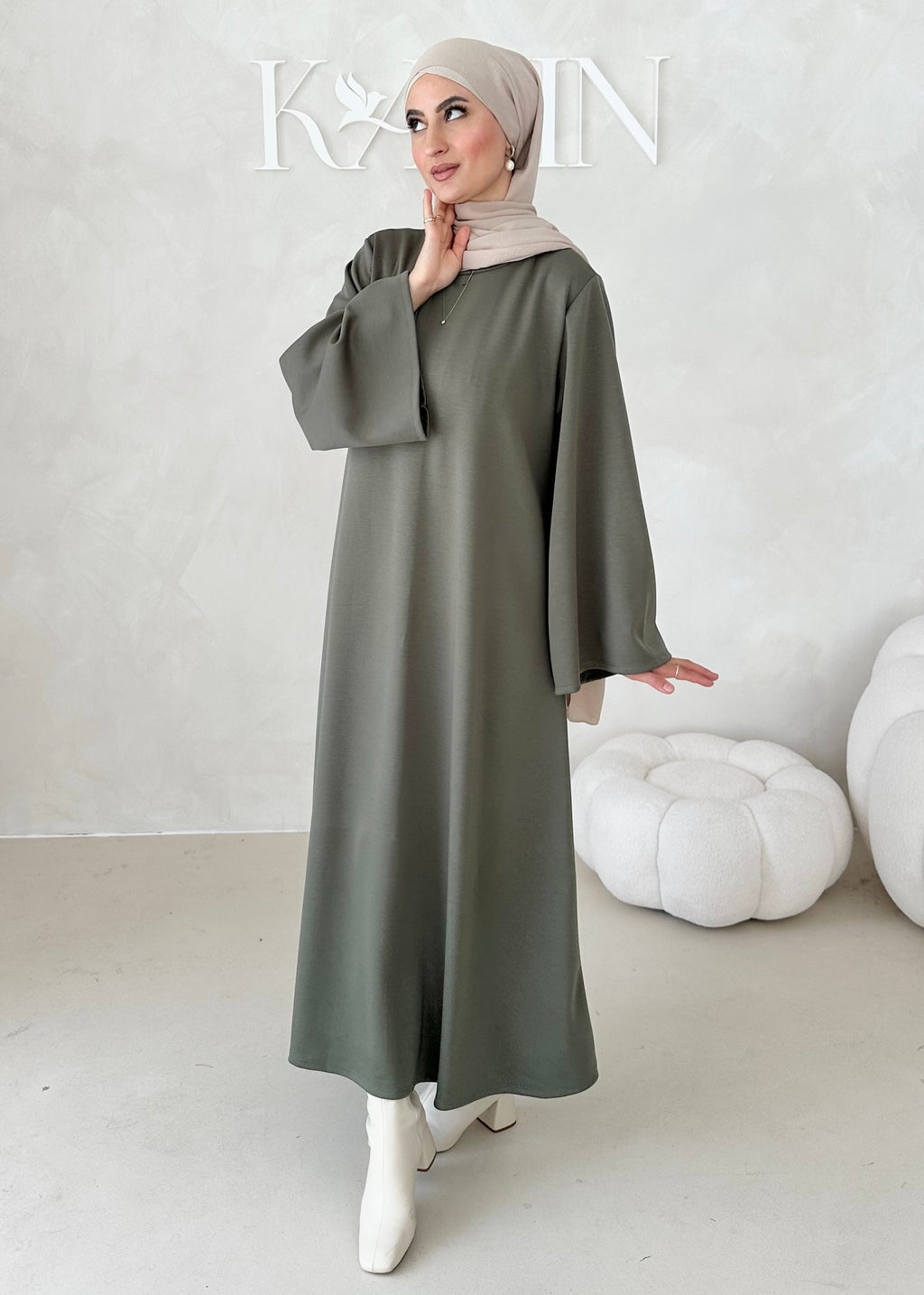 Robe à manches larges
