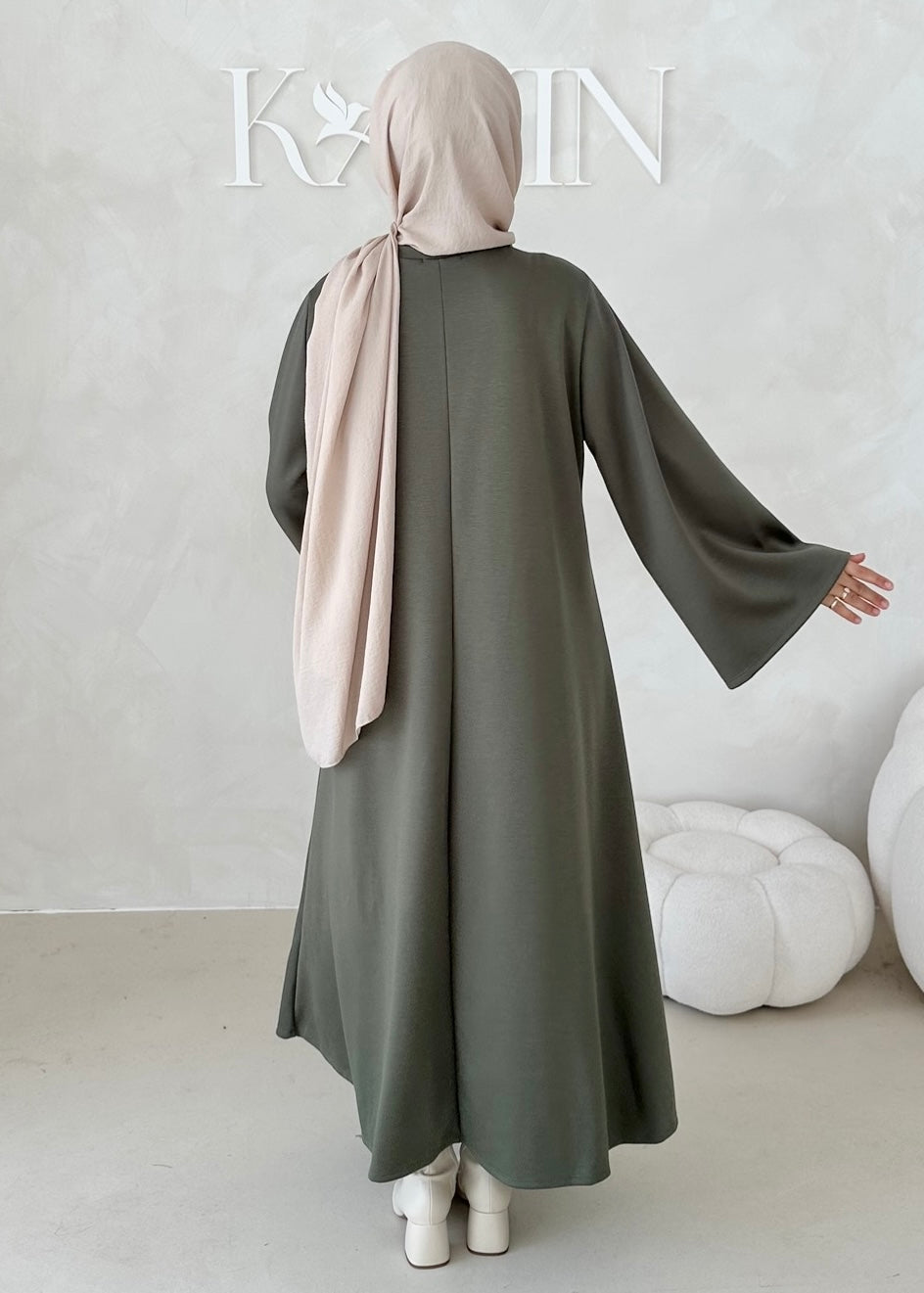 Robe à manches larges