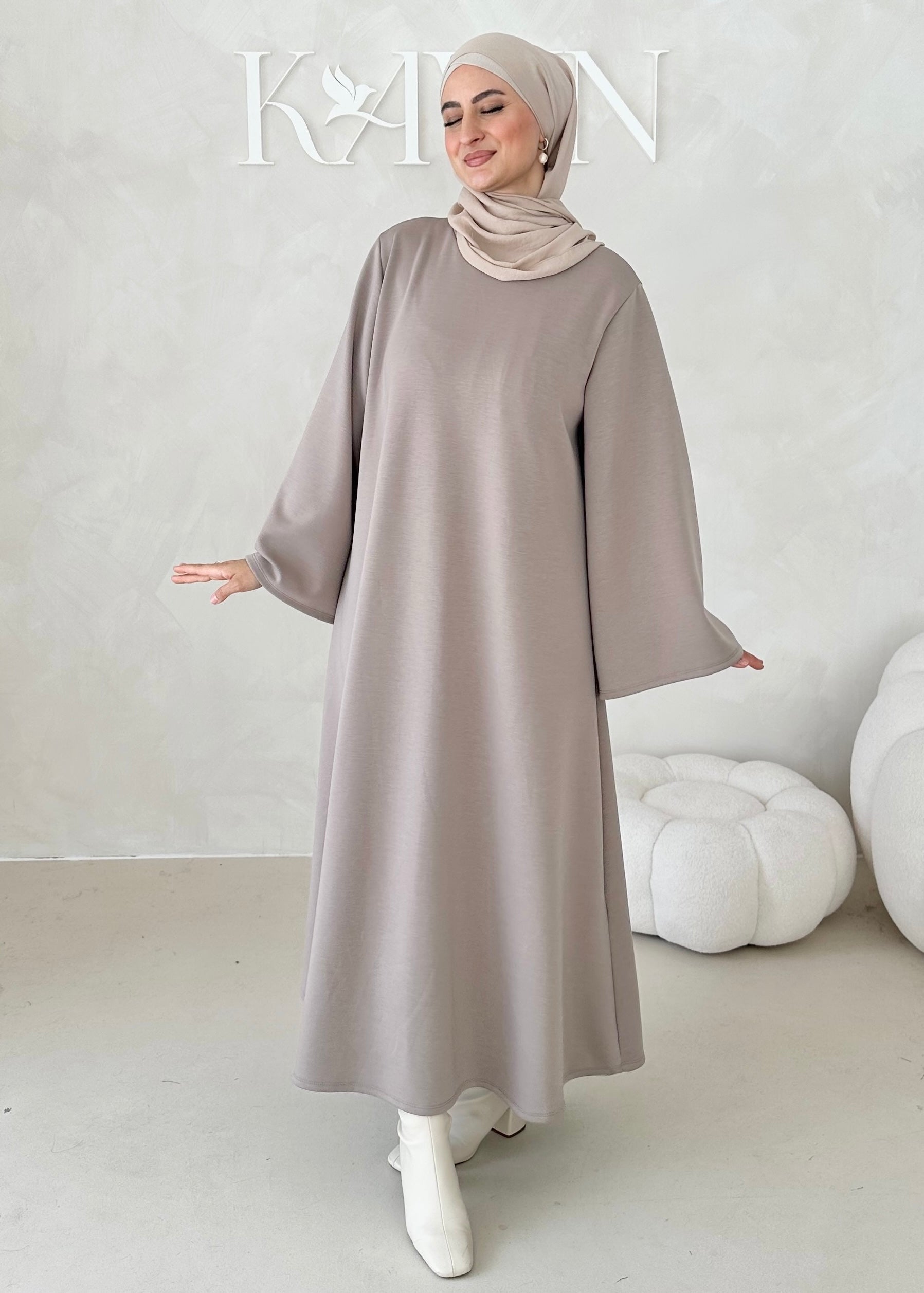 Robe à manches larges