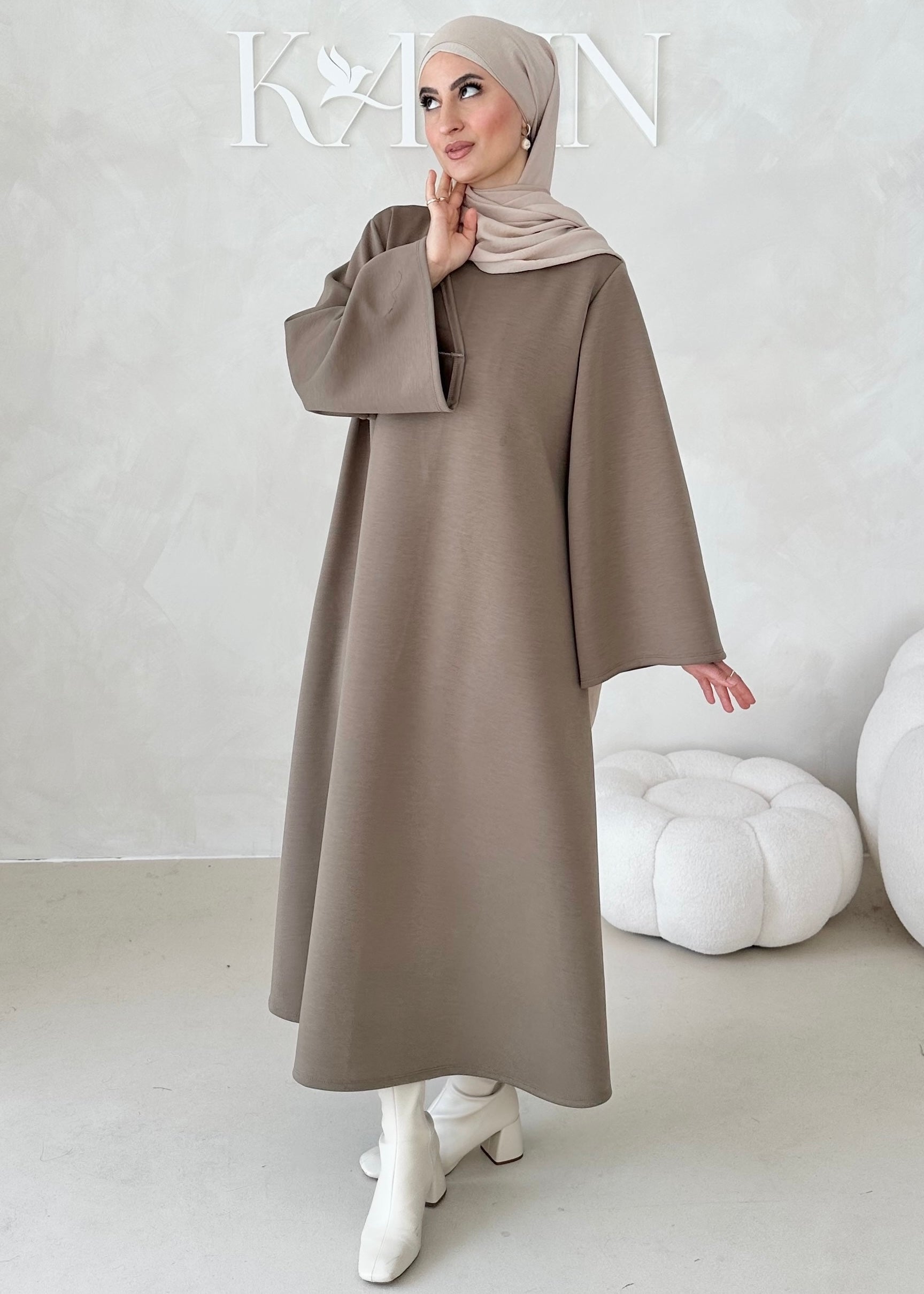 Robe à manches larges