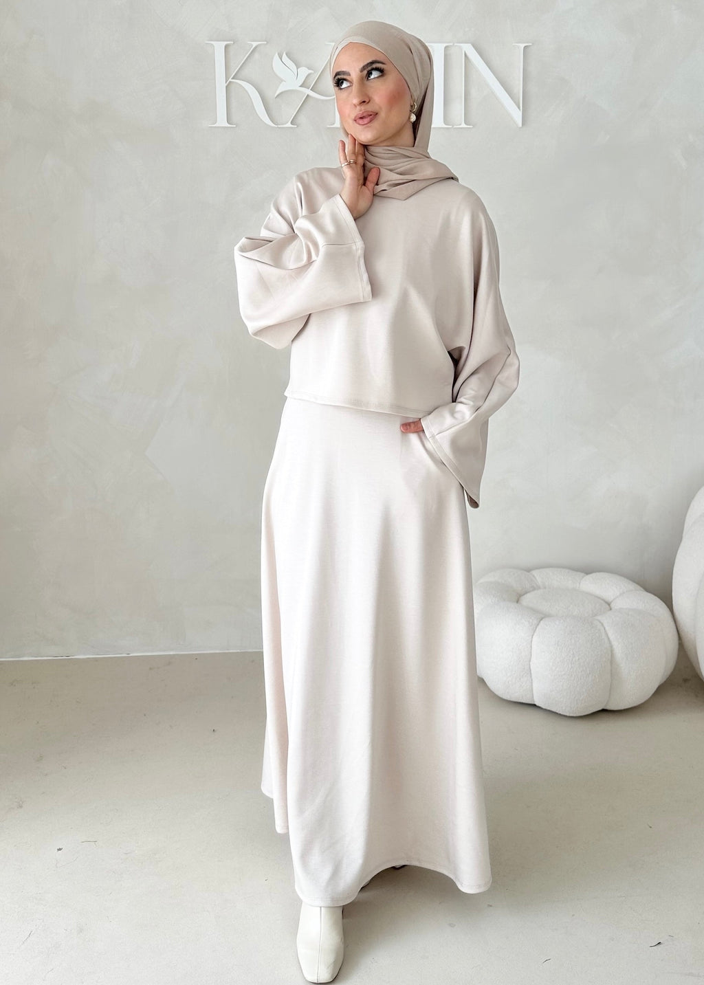 Costume deux pièces à manches larges