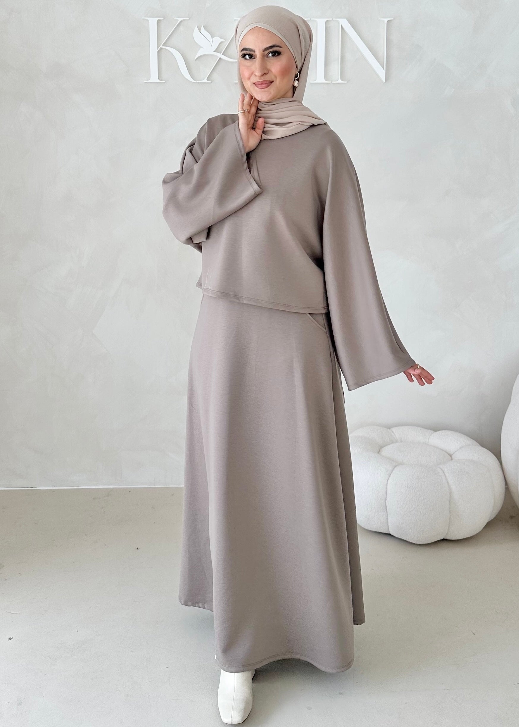 Costume deux pièces à manches larges