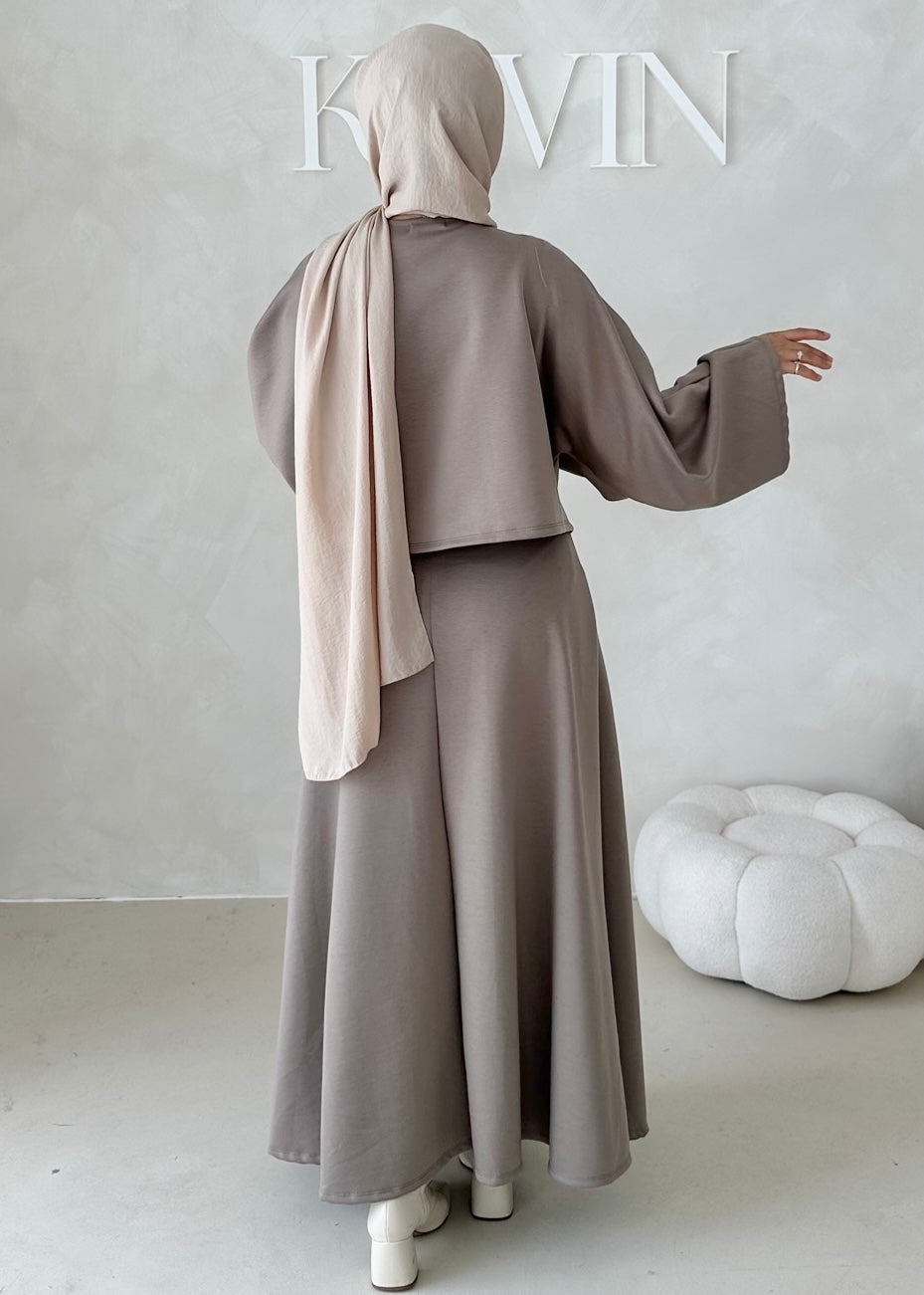 Costume deux pièces à manches larges