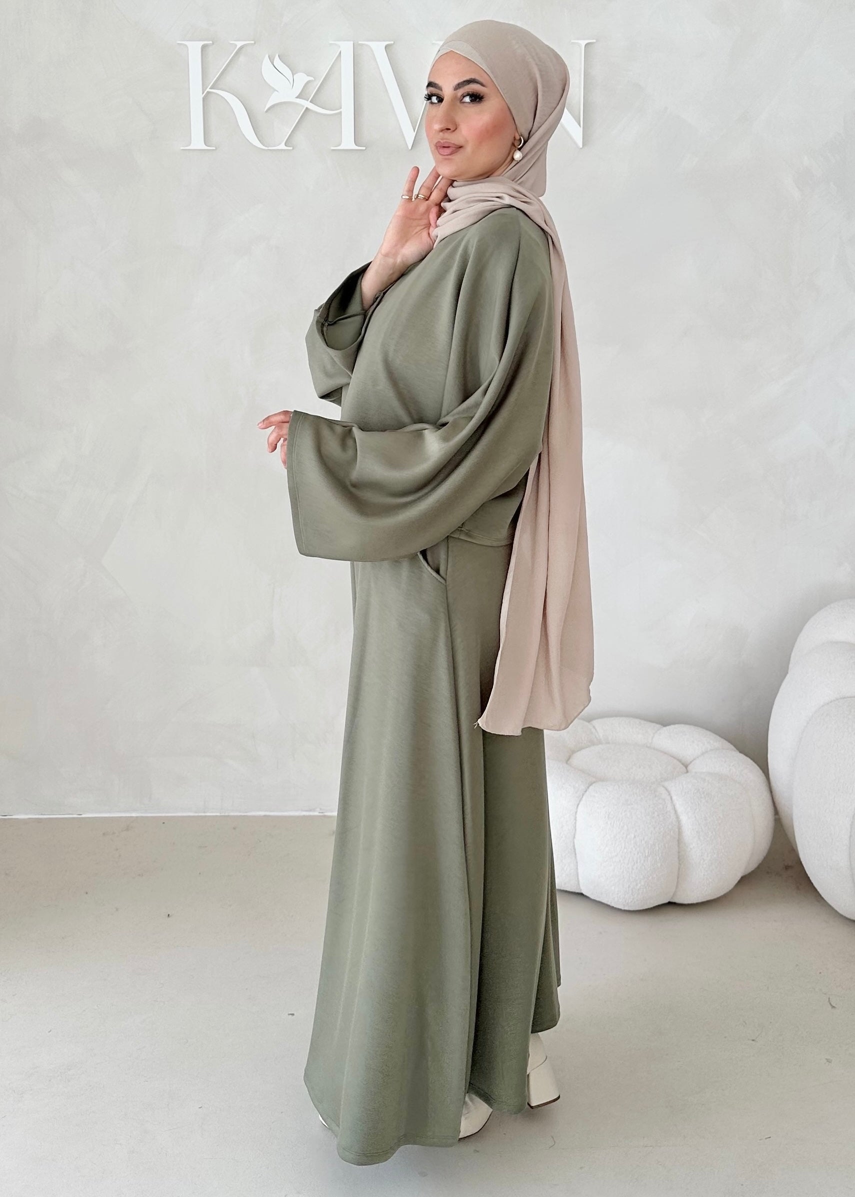 Costume deux pièces à manches larges