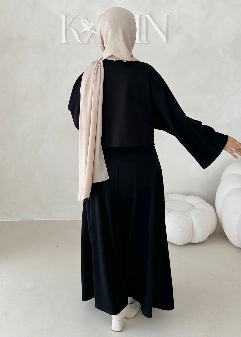 Costume deux pièces à manches larges