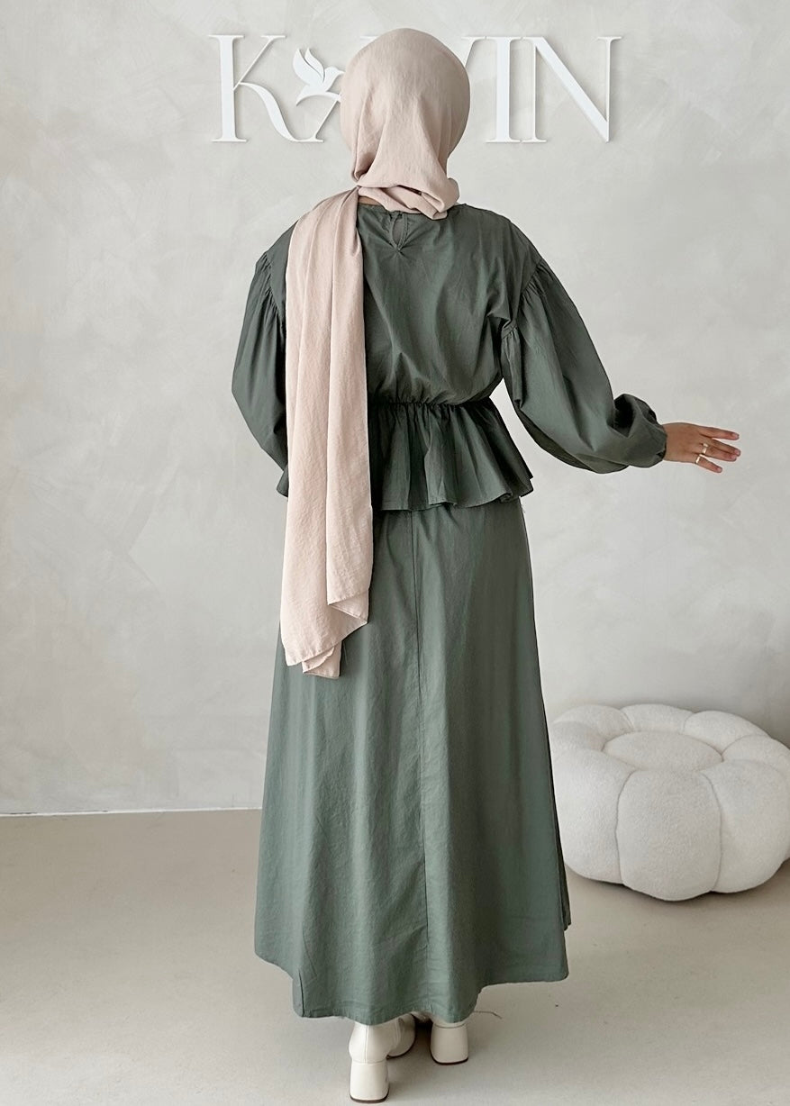 Costume deux pièces à volants