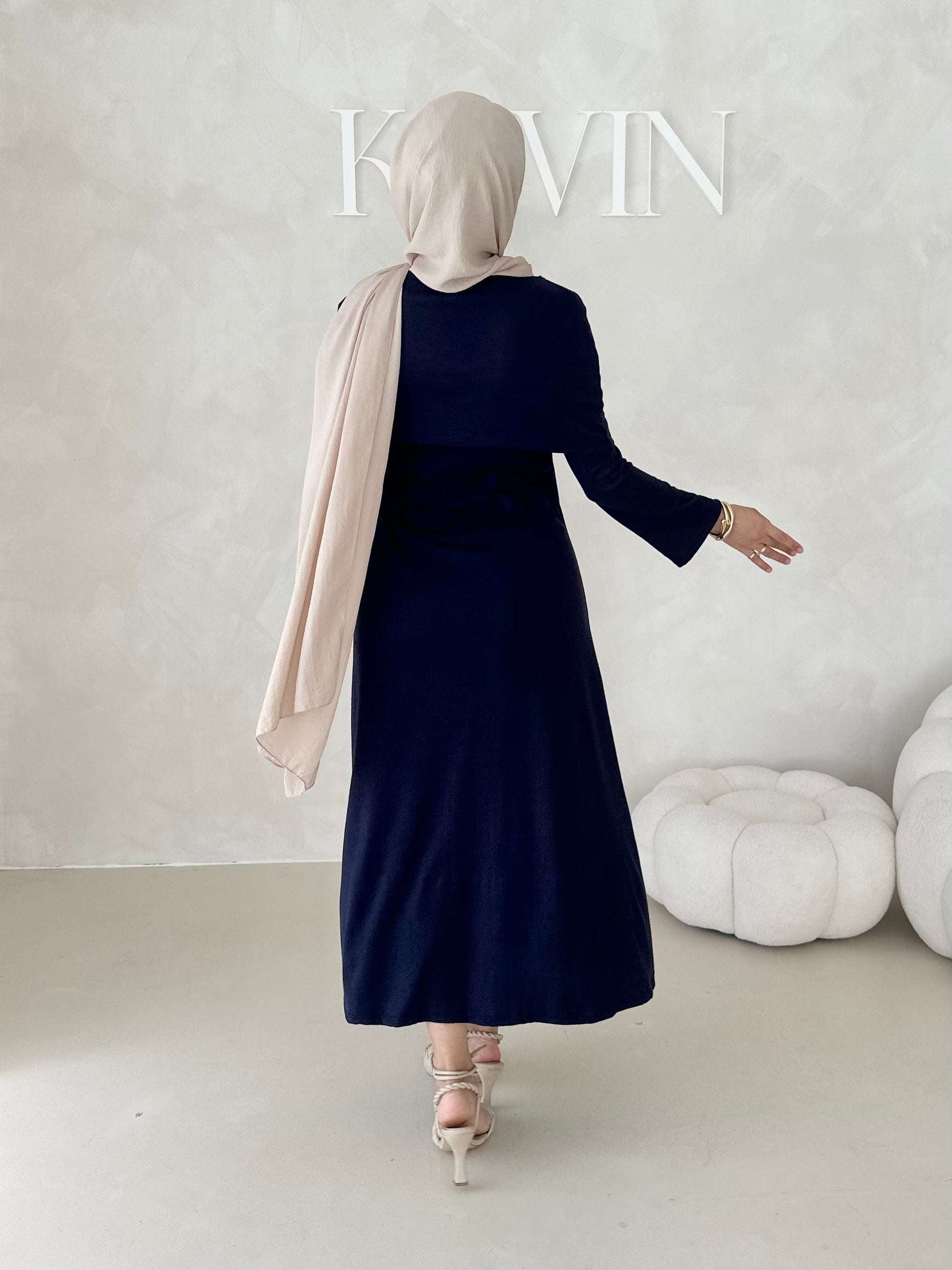 Robe avec col épaule