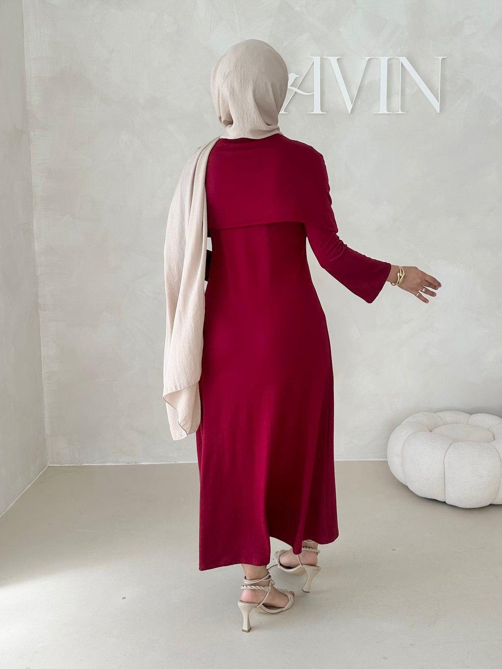 Robe avec col épaule