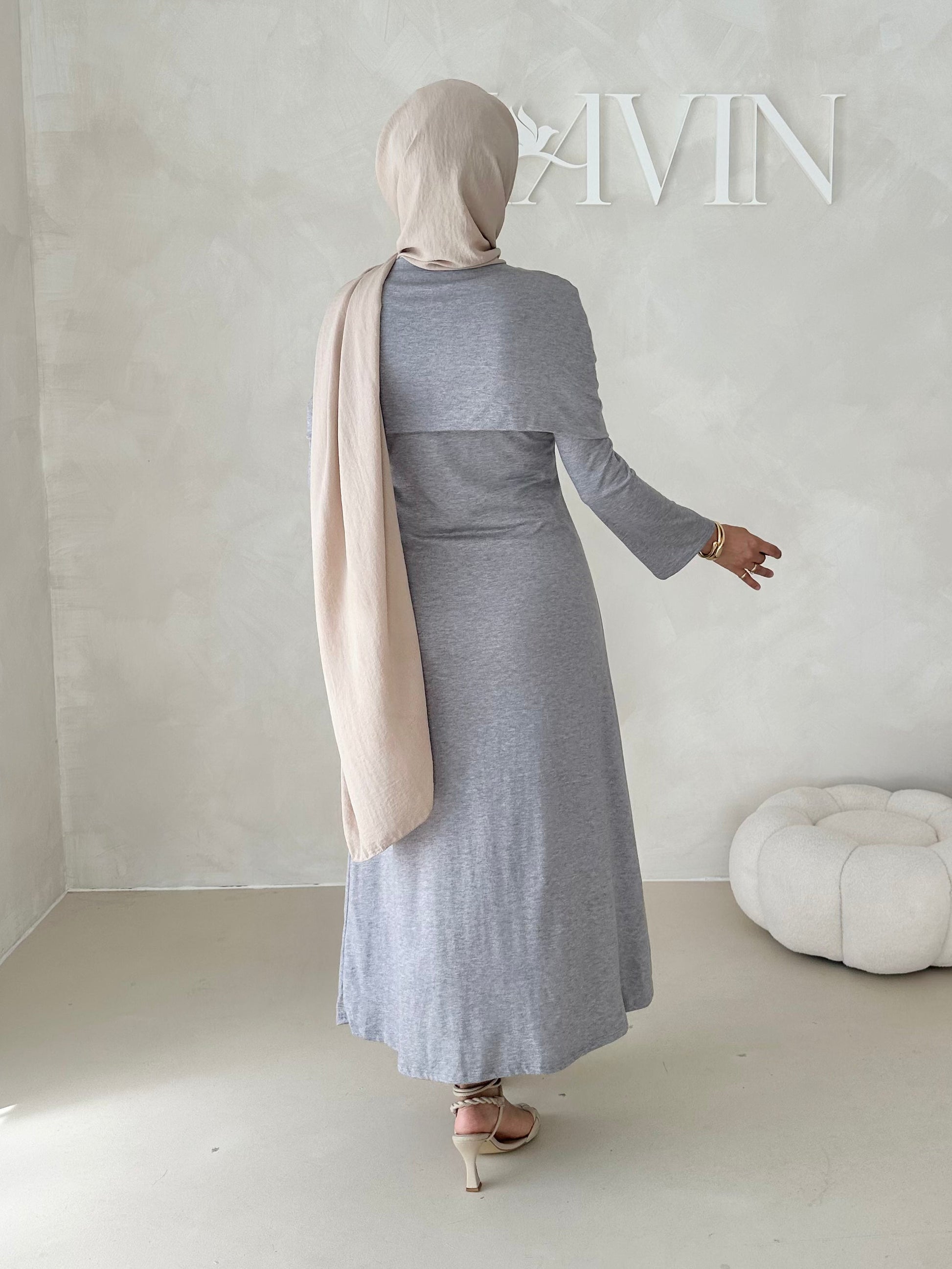 Robe avec col épaule