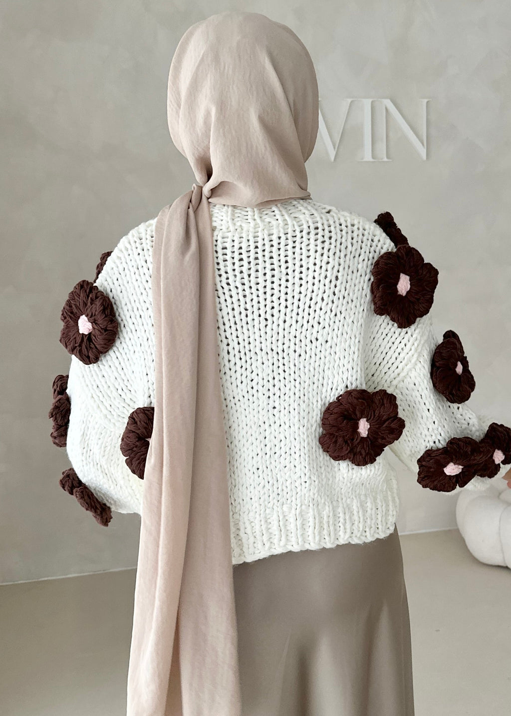 Cardigan Blumen fait à la main