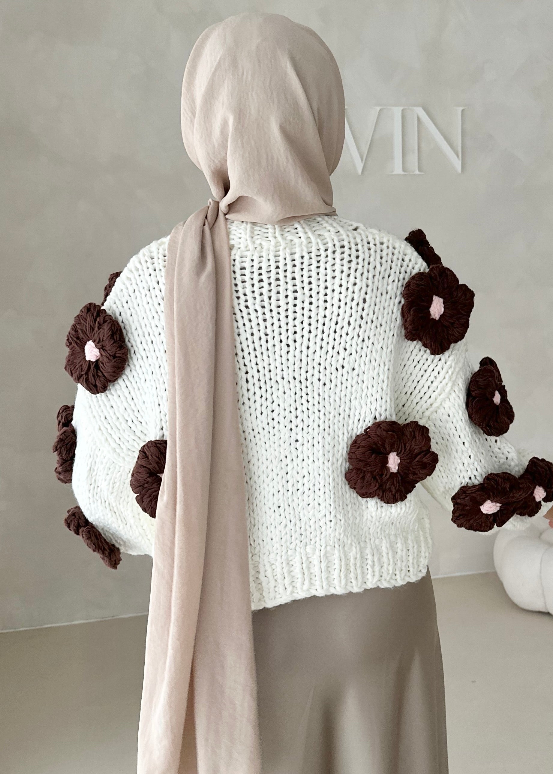 Cardigan Blumen fait à la main