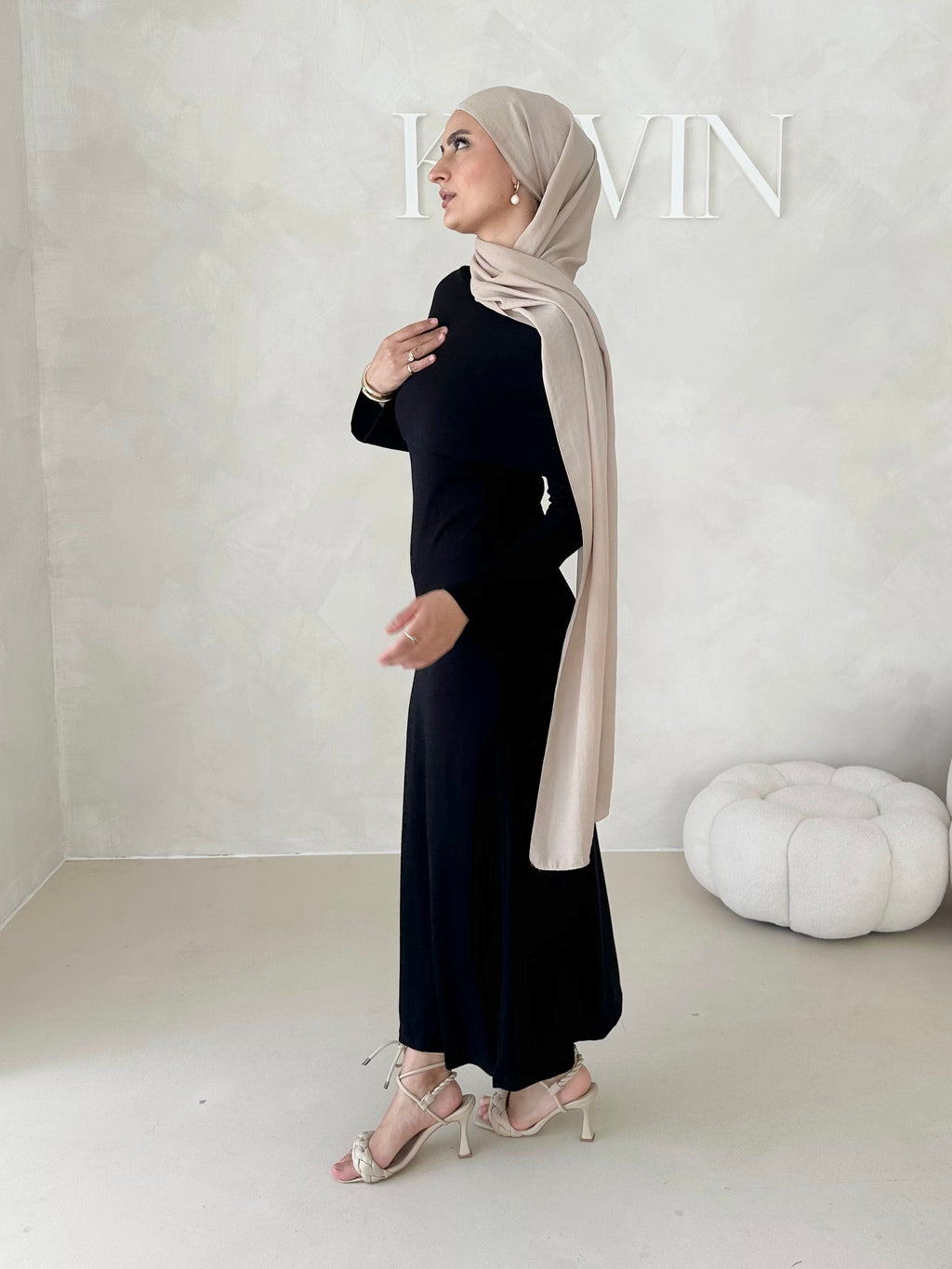 Robe avec col épaule