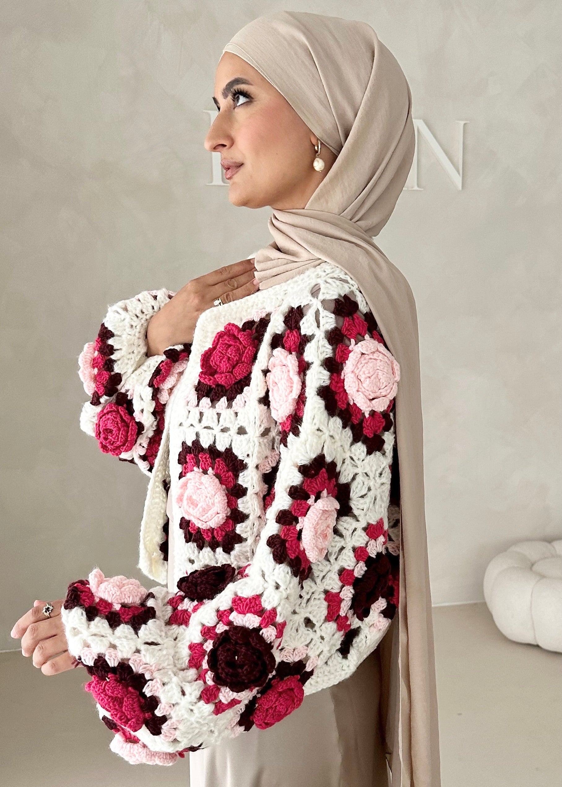 Cardigan bouquet fait main