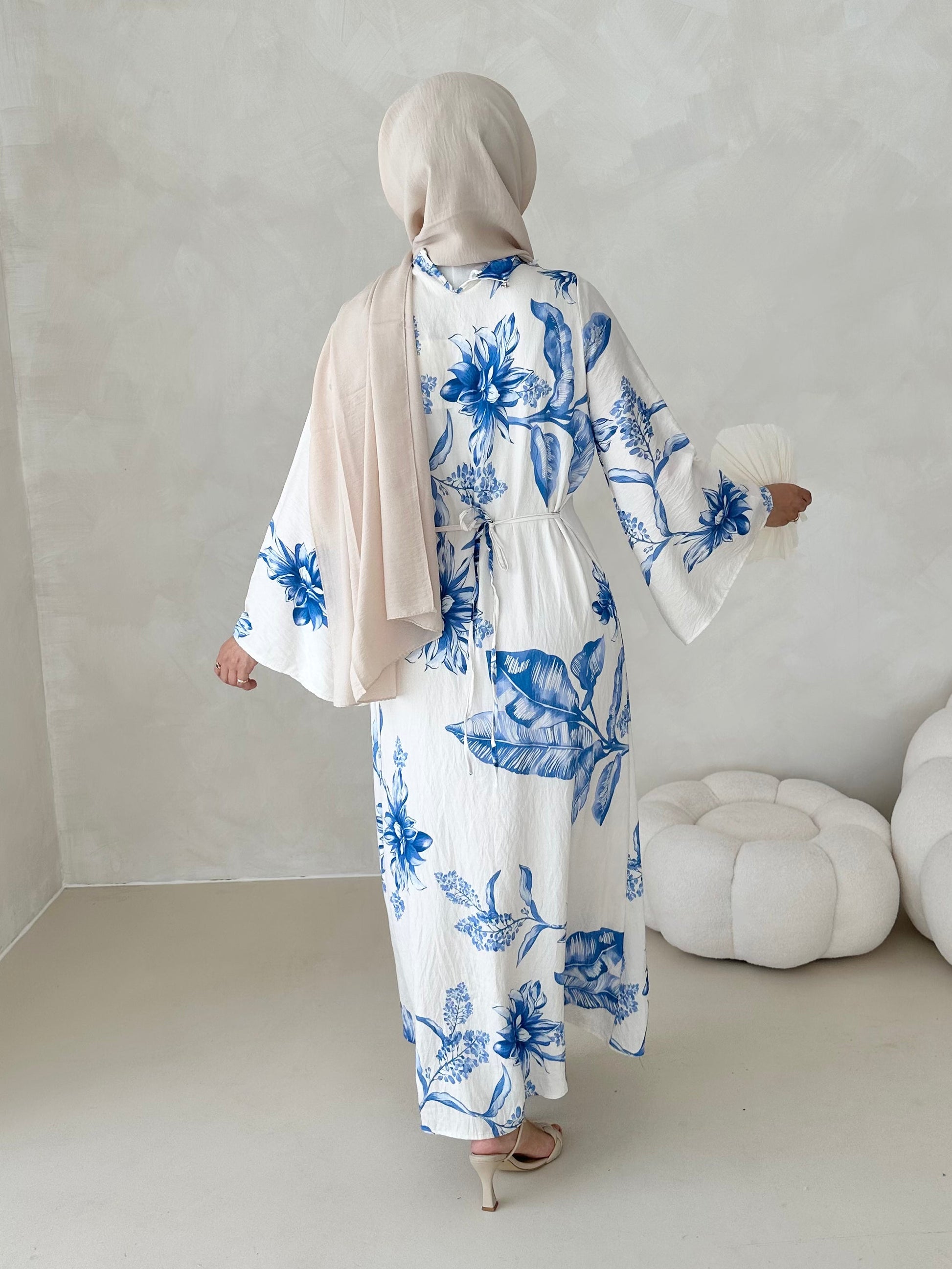 Robe à motif fleuri