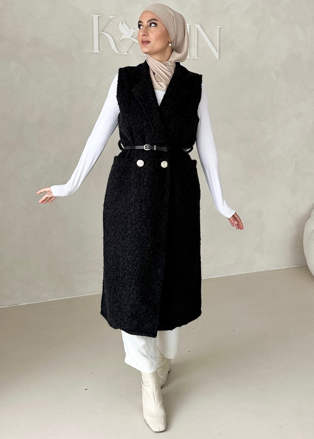 Gilet sans manches avec ceinture