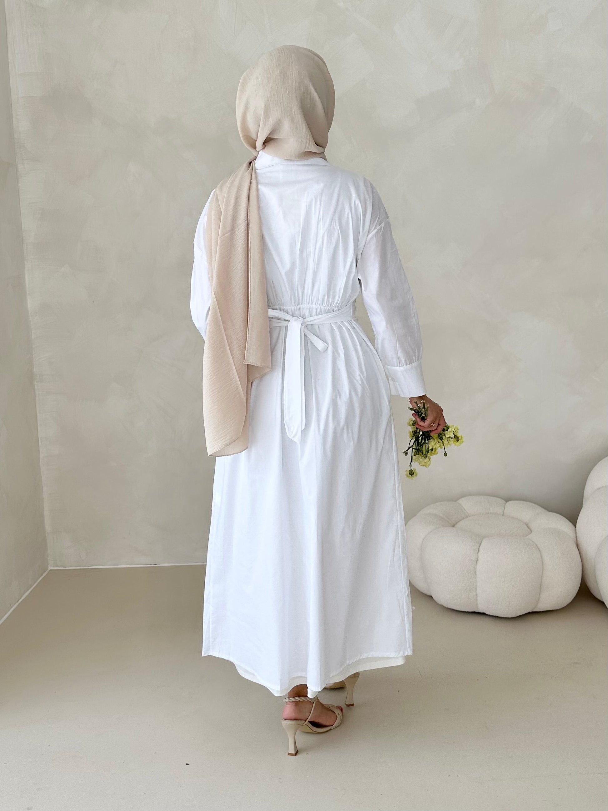 Kamari avec une taille définie