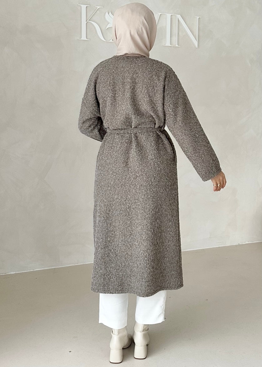 Manteau avec ceinture à nouer