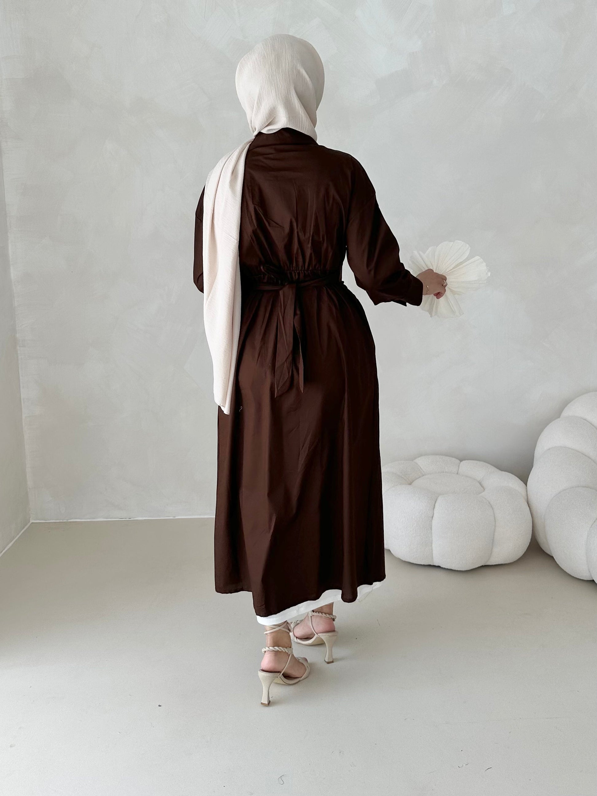 Kamari avec une taille définie