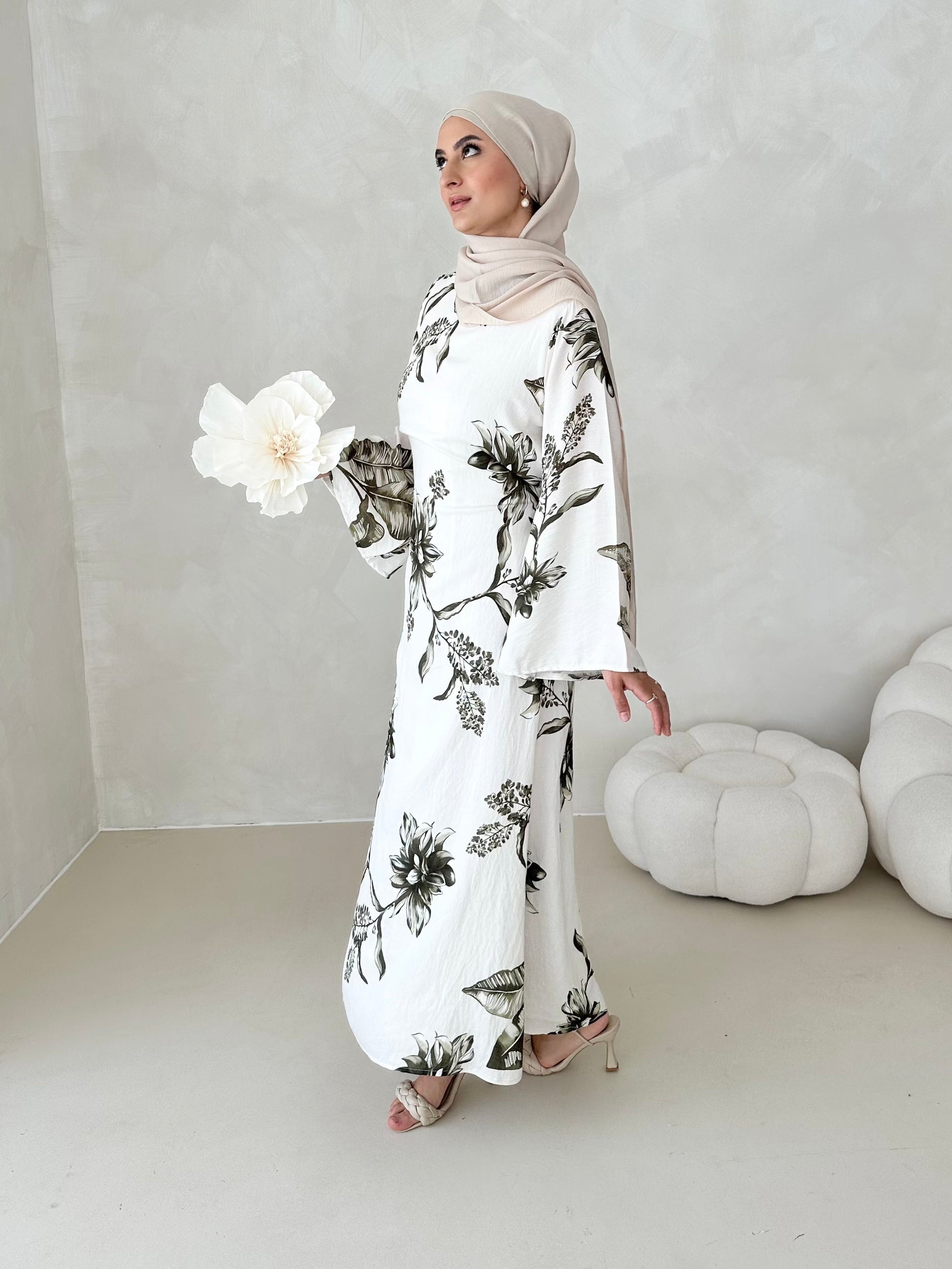 Robe à motif fleuri