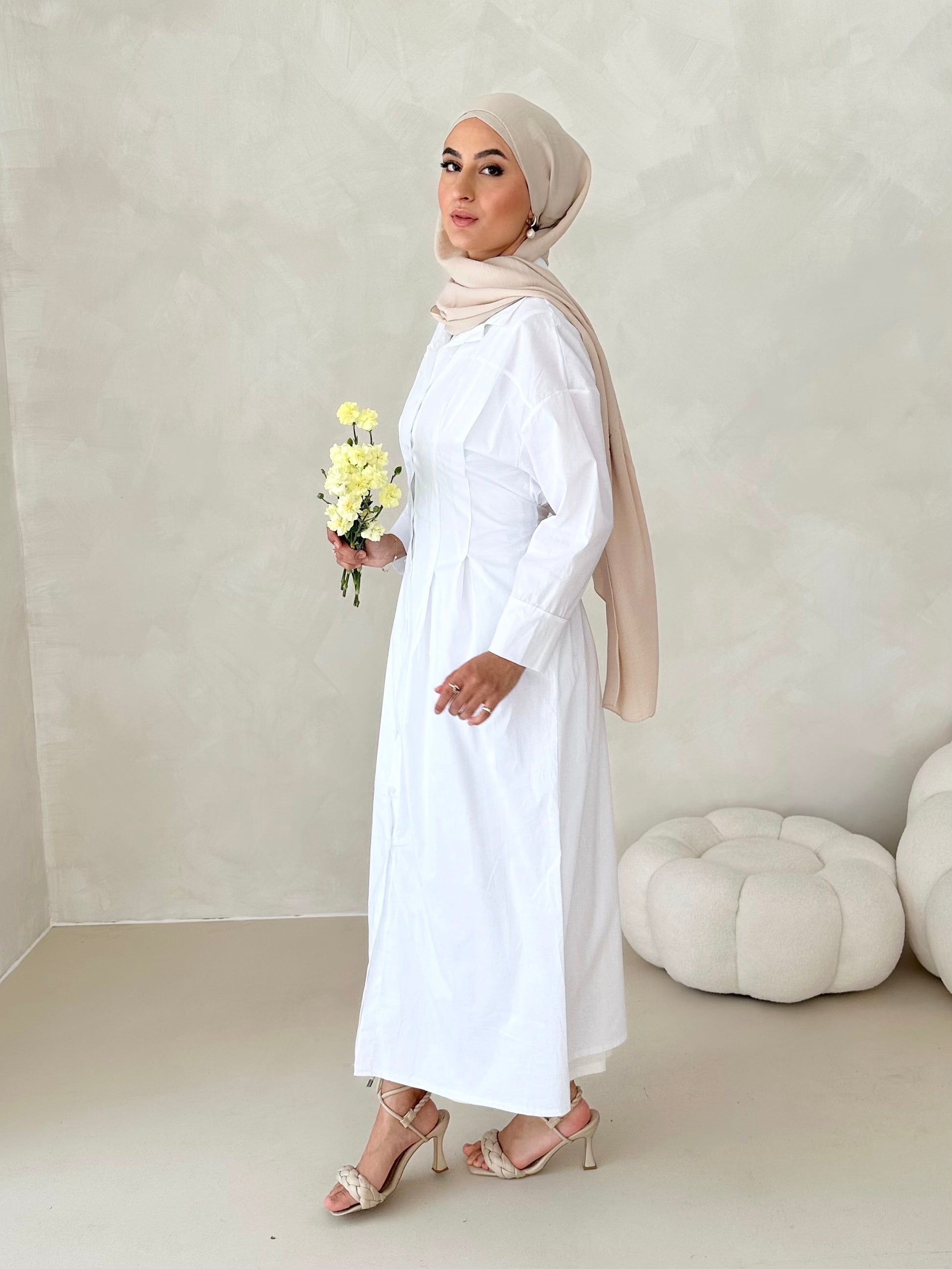 Kamari avec une taille définie