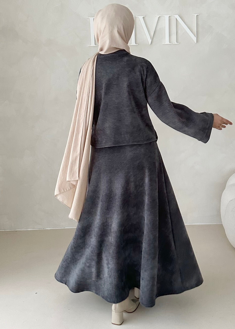 Costume deux pièces en velours côtelé à lacets