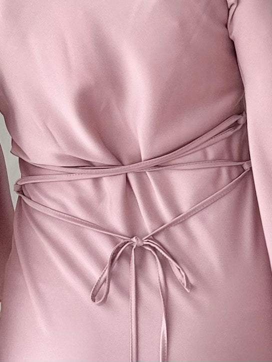 Robe en satin