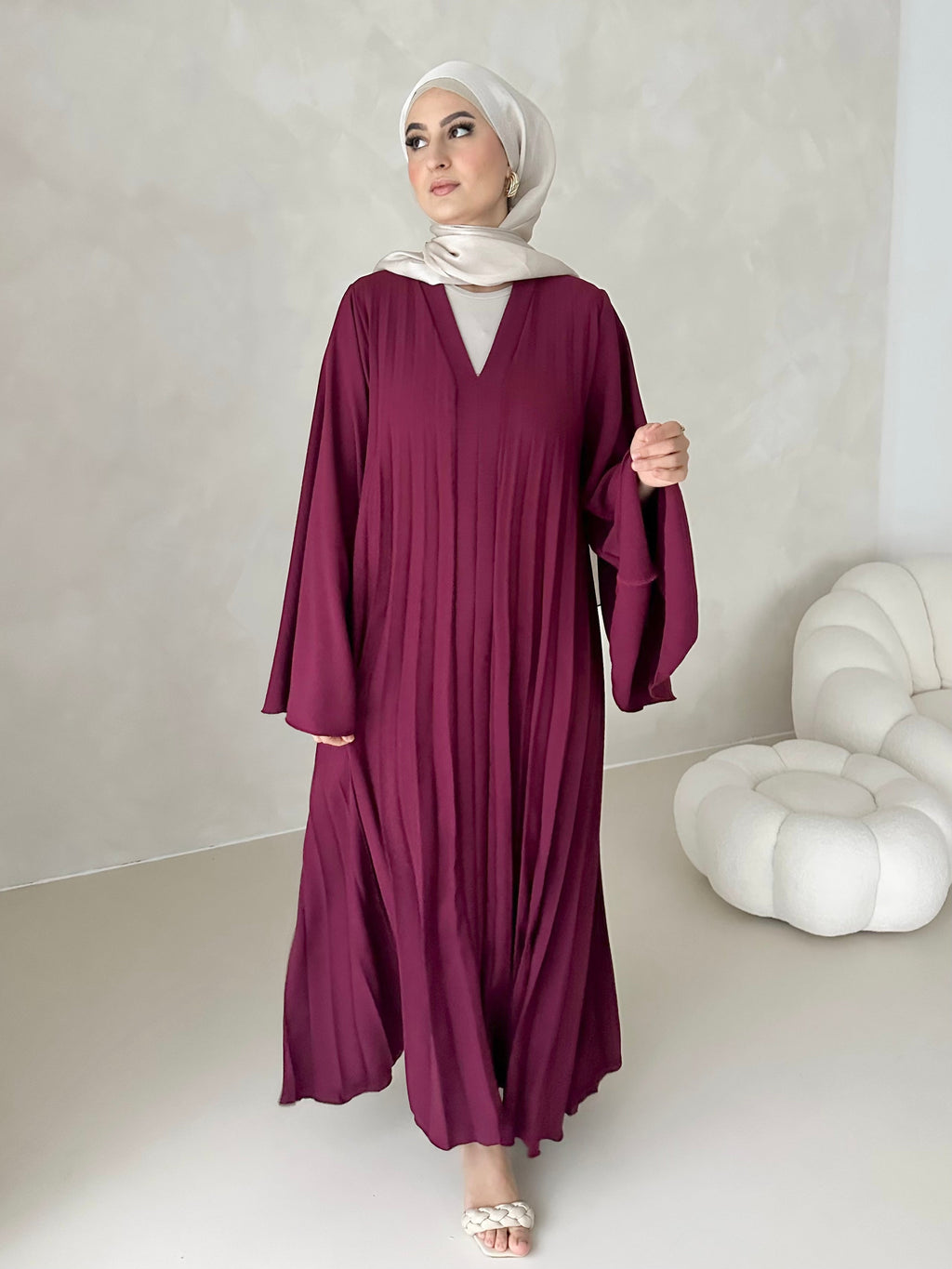 DEUX Abayas