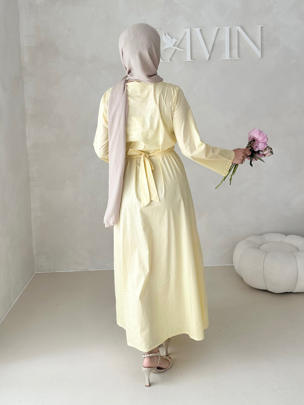 Robe avec taille froncée