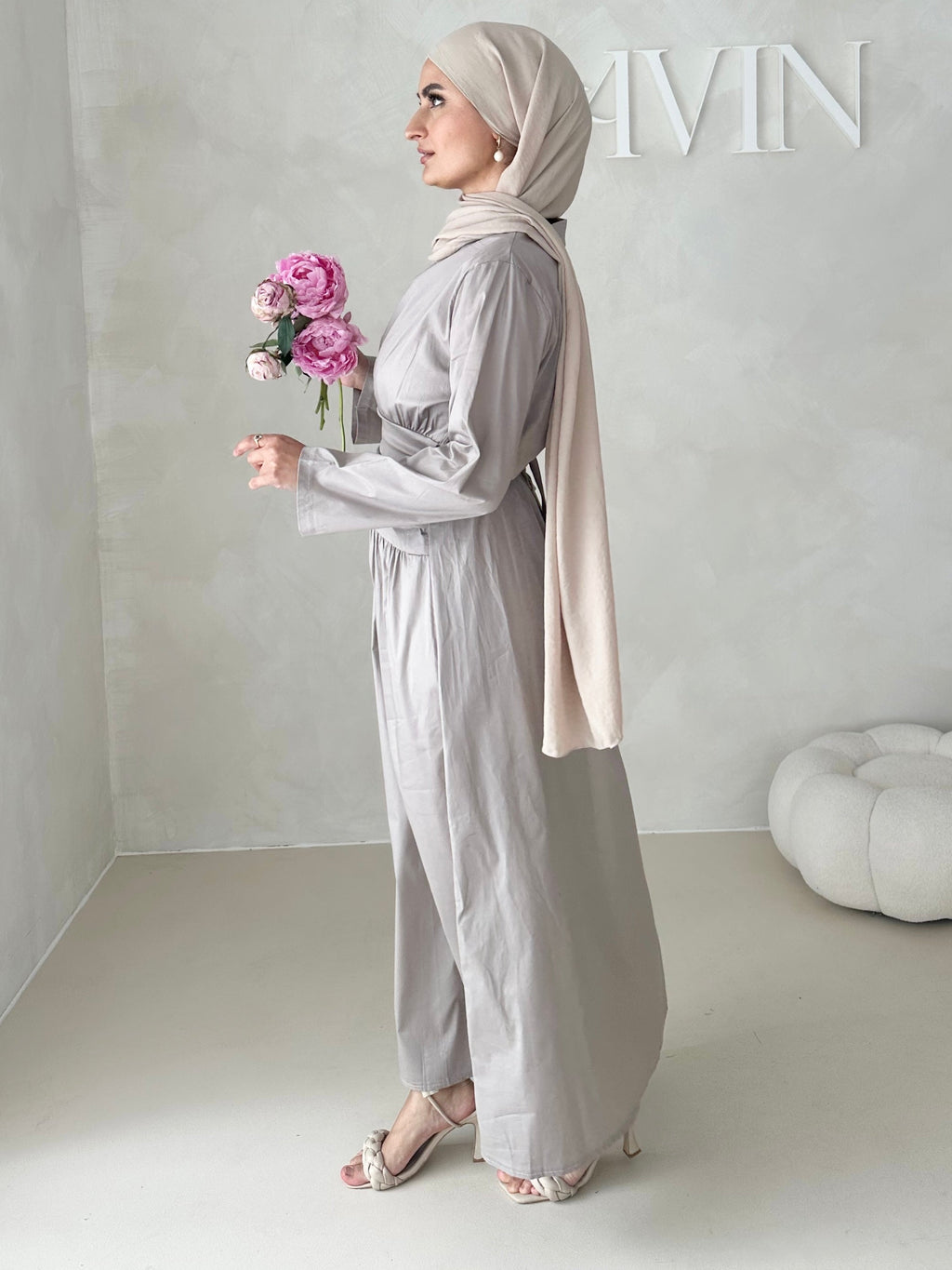 Robe avec taille froncée