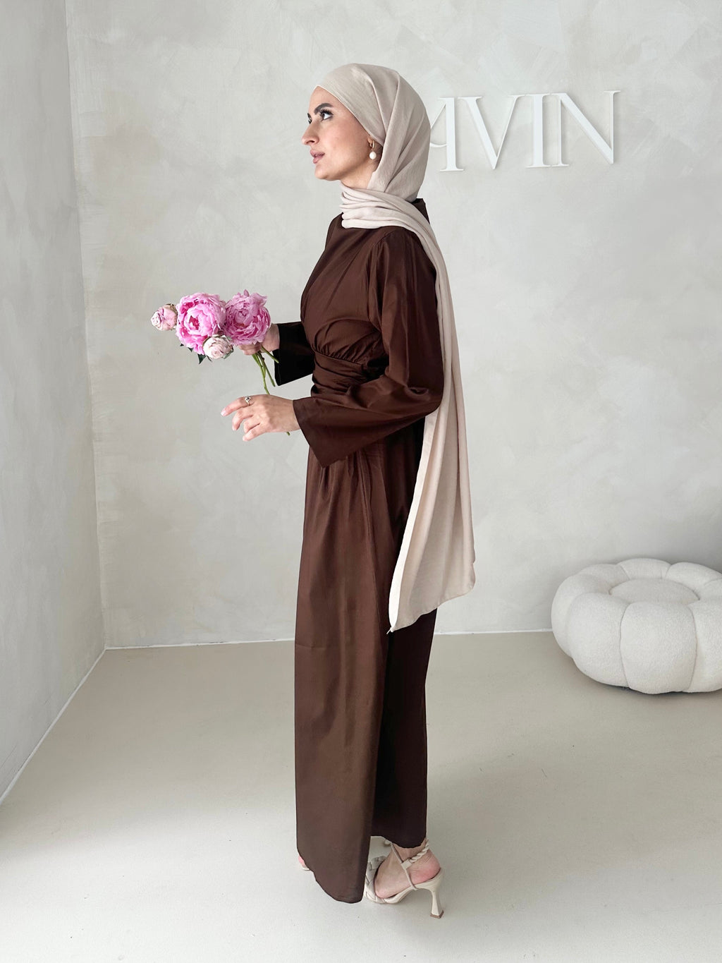 Robe avec taille froncée