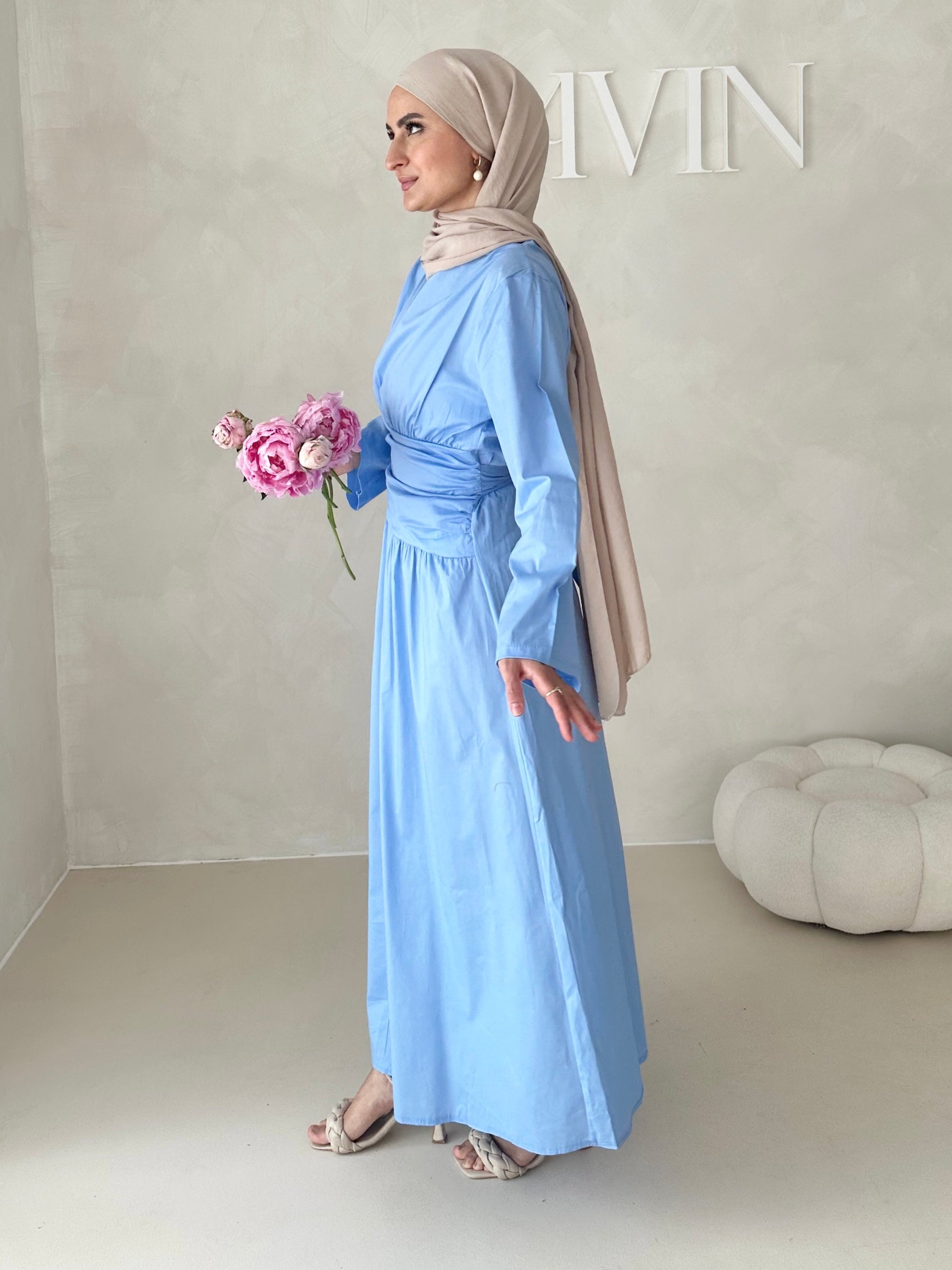 Robe avec taille froncée